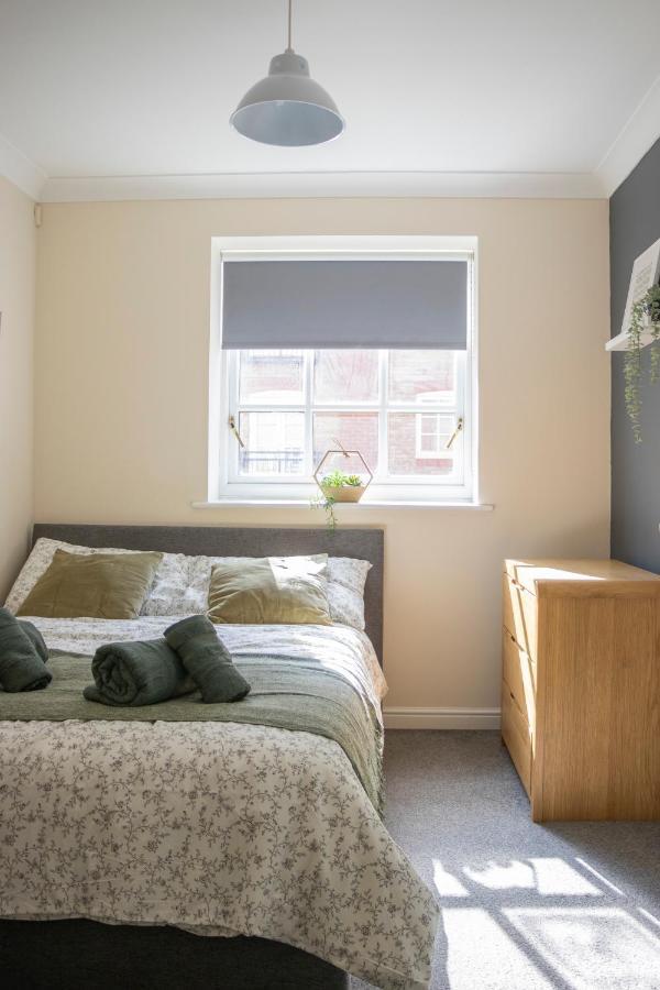 Lovely 3-Bedroom Apartment In Colchester Exterior foto