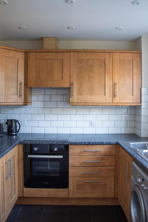 Lovely 3-Bedroom Apartment In Colchester Exterior foto