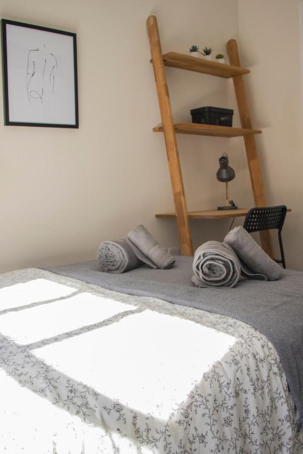 Lovely 3-Bedroom Apartment In Colchester Exterior foto
